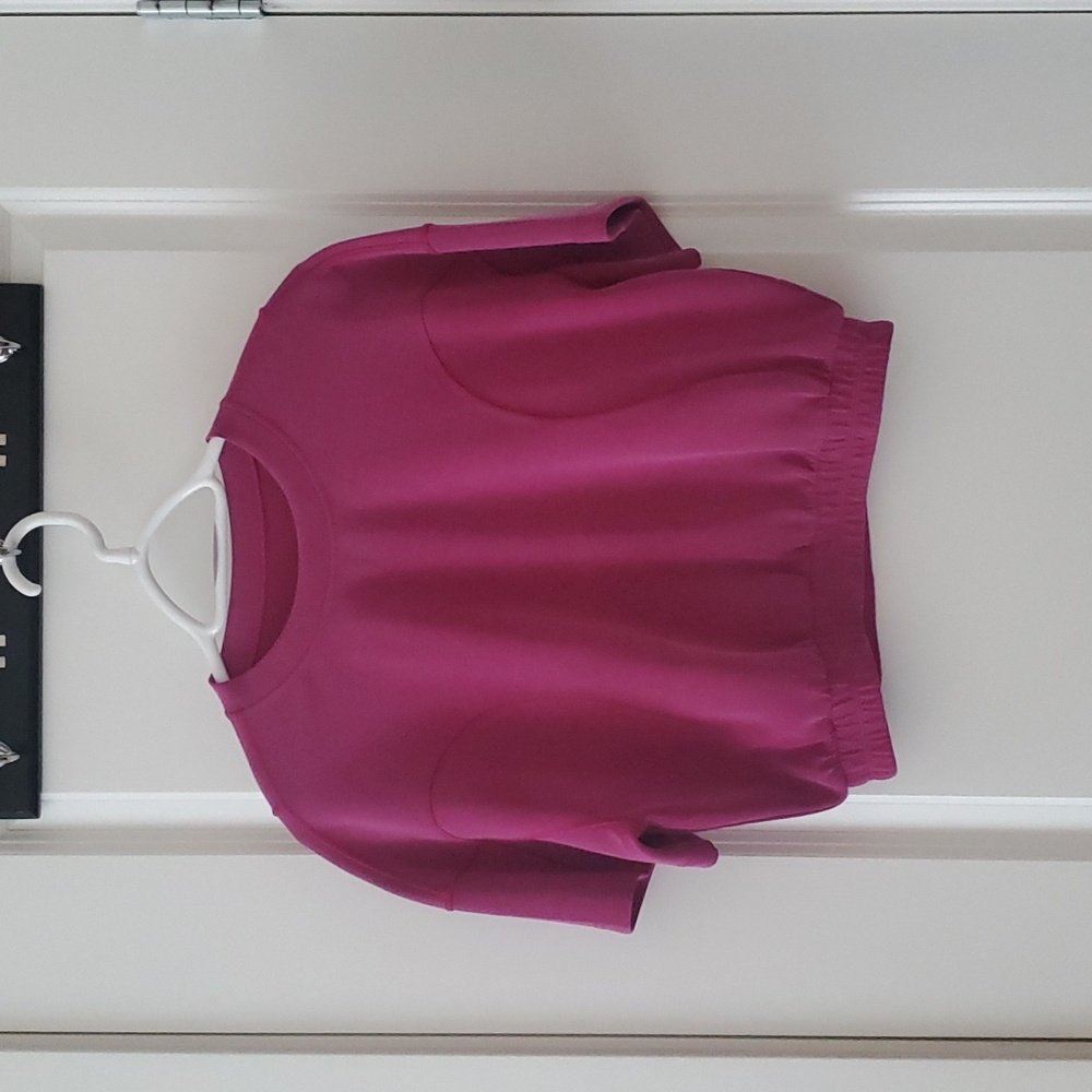 Lululemon top